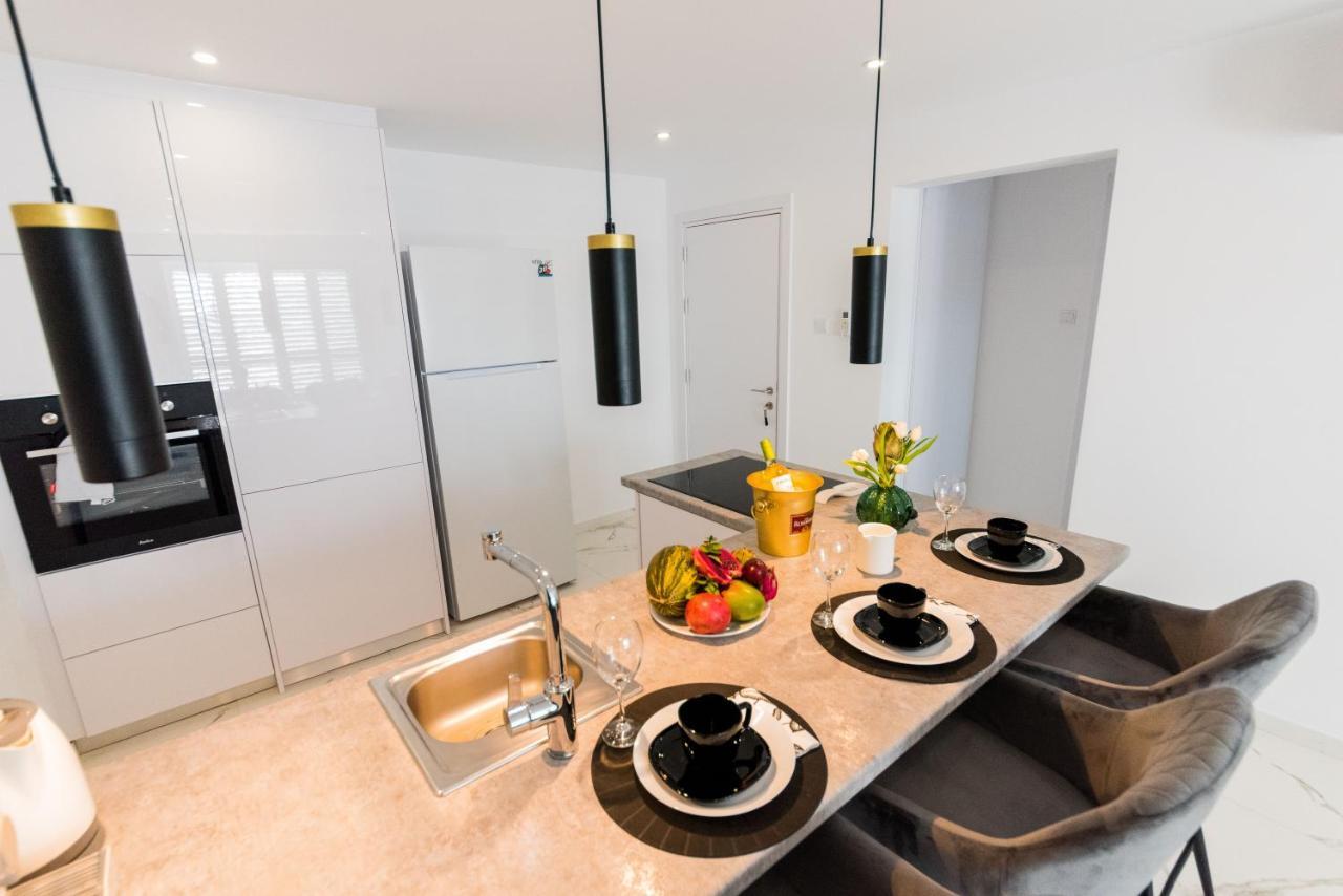Sky Sea Cyprus Apartment Kapparis Paralímni Extérieur photo