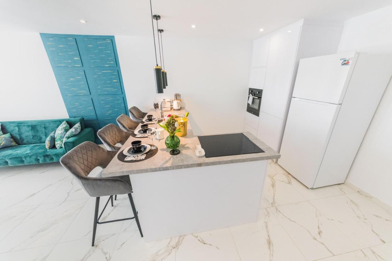 Sky Sea Cyprus Apartment Kapparis Paralímni Extérieur photo